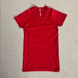 lululemon athletica Red Crew Neck Short Sleeve T-Shirt
